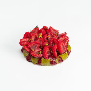 Raspberry & Pistachio Cookie   كعكة التوت الأحمر والفستق