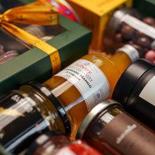 Load image into Gallery viewer, Four Seasons Ramadan Hamper Box
