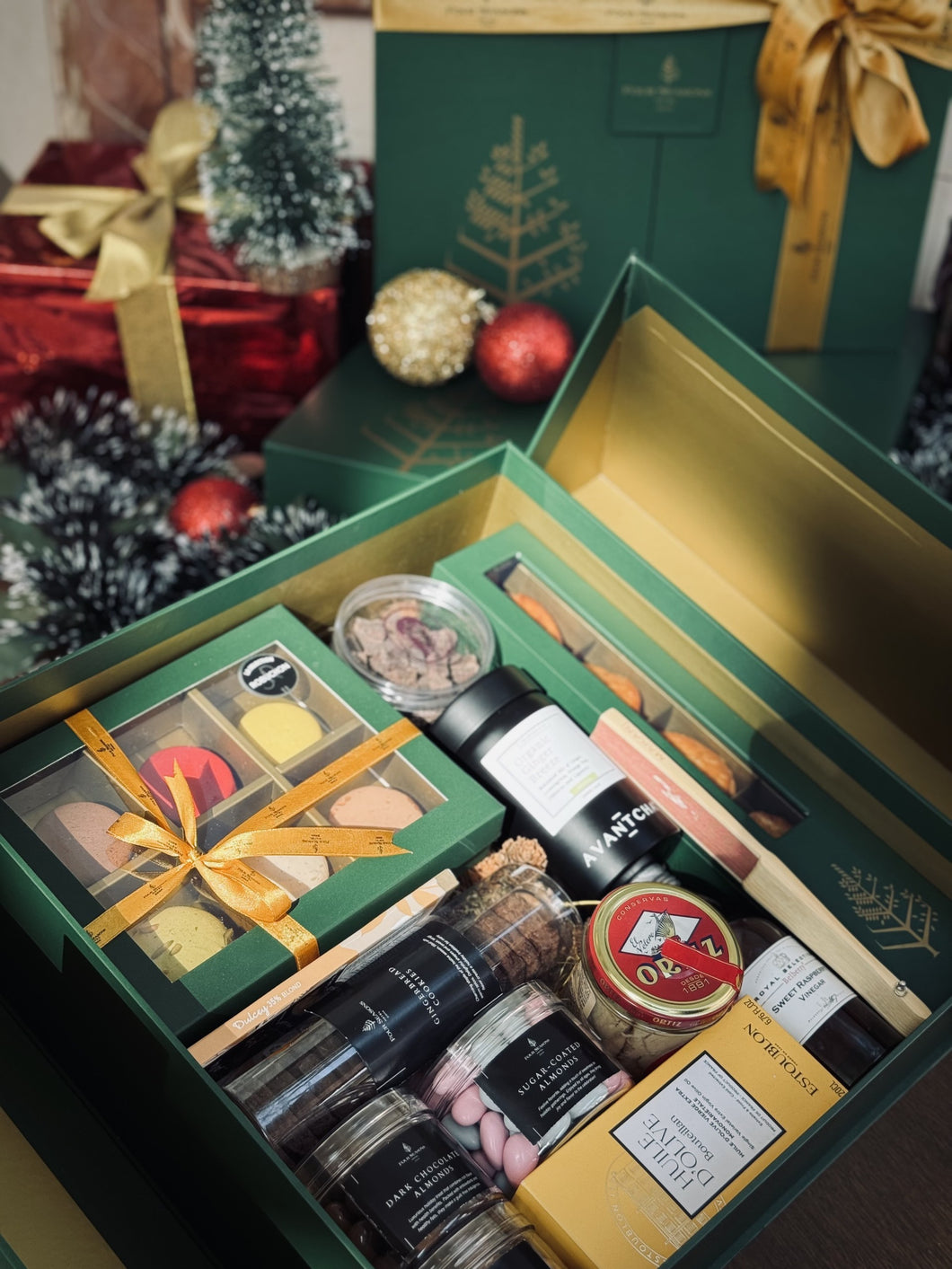 Four Seasons Gift Box