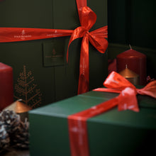 Load image into Gallery viewer, Four Seasons Festive Hamper Box
