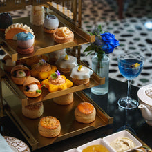 Load image into Gallery viewer, Heart of the ocean Afternoon Tea - قلب المحيط
