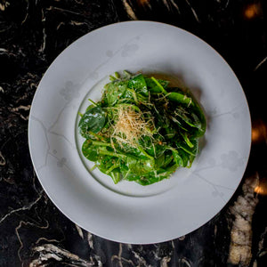 Baby Spinach Salad Dry Miso - سلطة السبانخ مع الميزو