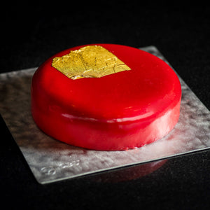 Nobu Yuzu Strawberry Round Glazed Cake - نوبو يوزو كعكة دائرية بالفراولة